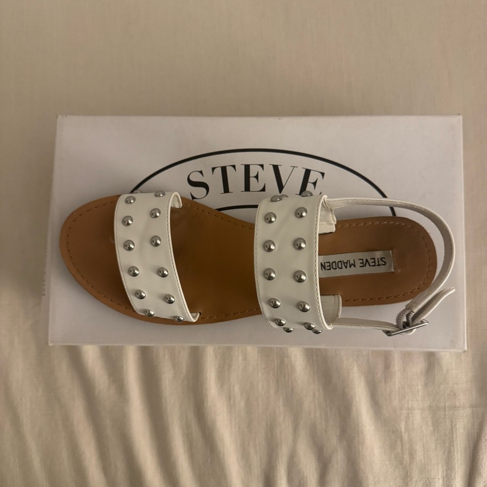 Steve Madden White and Silver Studded Sandals